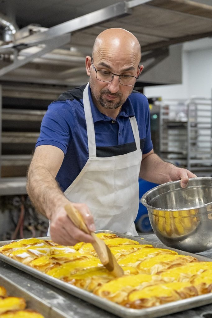 Rui Teixeira, Deolindas Artisans Danbury Ct Artisan bakery